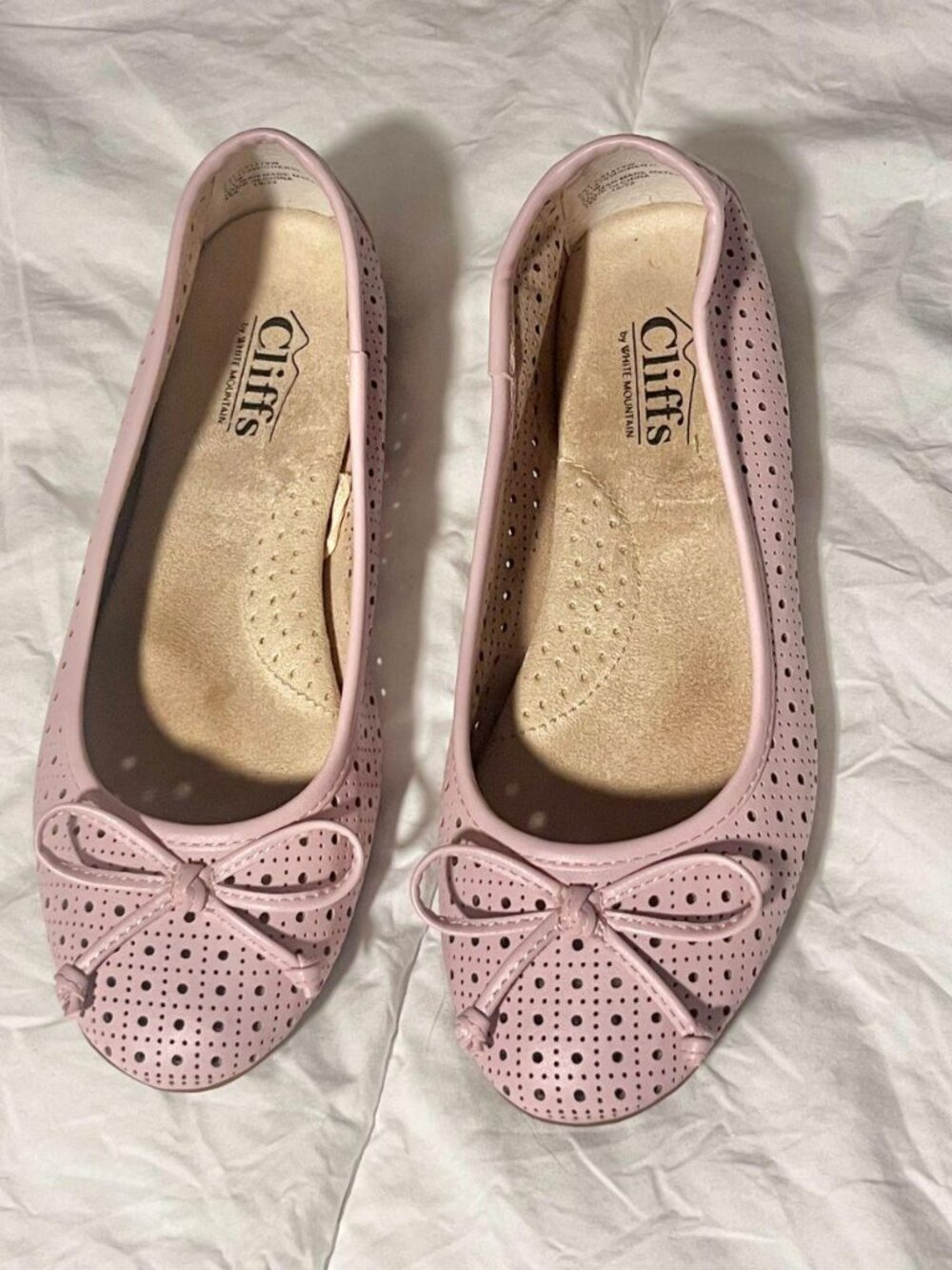 Cliffs by White Mountain "Cheryl" Cushioned Ballet Flats in Baby Pink